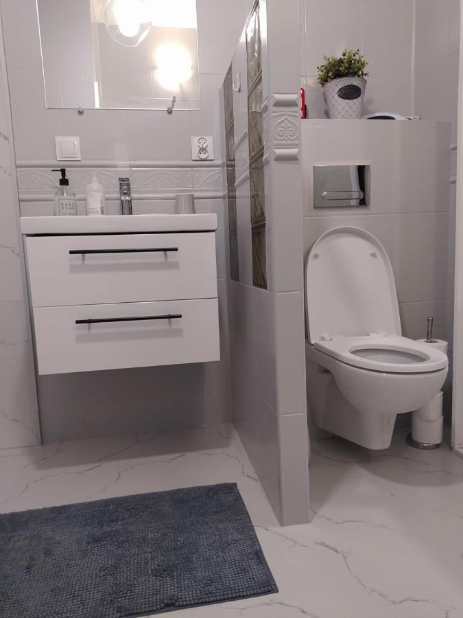Apartament Italia Faktura Vat 코잘린 외부 사진
